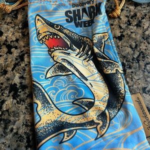 SHARK WEEK 2022  Kids Sunglasses NEW KNOCKAROUND BRAND